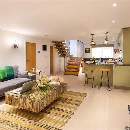 Shepherd's View קנדל